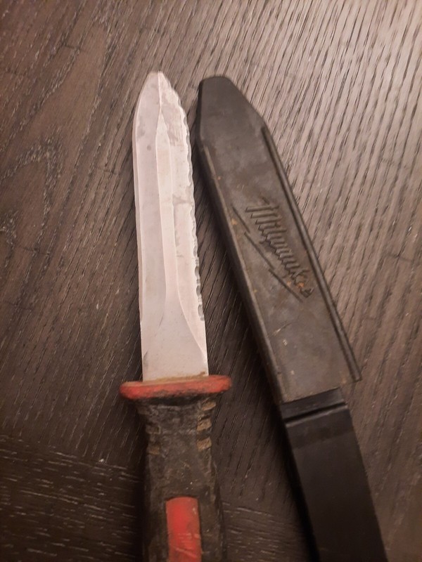 Milwaukee Laggers Knife Used