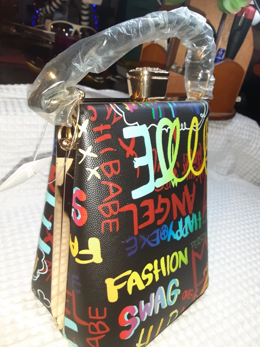 CITI TRENDS Purse W Strap 9 6