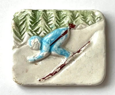 Très belle Fève céramique vintage Ski sapin neige ⭐Galette des Rois French charm - Photo 1/4