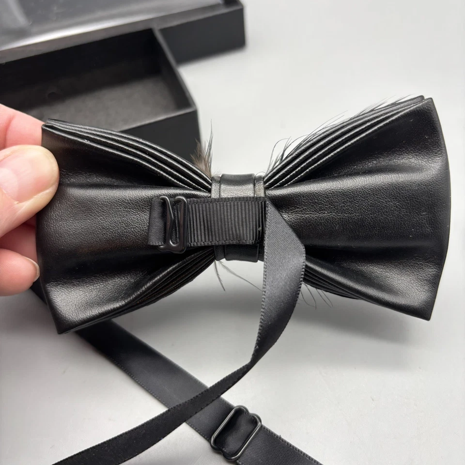 Pajarita de lujo colección pluma de pavo real pajarita y boutonnière nueva en caja Foto 2 de 4