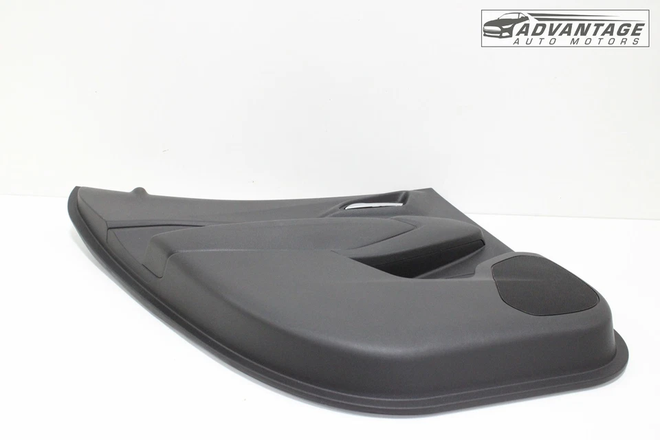 2024-2025 CHEVROLET TRAX TRASERO IZQUIERDO INTERIOR PUERTA PANEL EMBELLECEDOR CUBIERTA OEM Foto 2 de 4