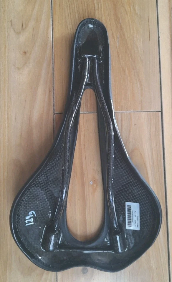 Карбоновое седло Selle Italia SLR TDF специальное издание Le Tour De France 130+/-gms - Изображение 2 из 4