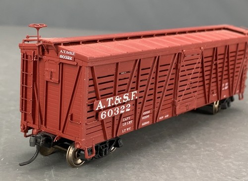 Coche de stock de una sola cubierta HO InterMountain Sk-T, freno K ATSF #60322 HO8470 | Condition: Used
