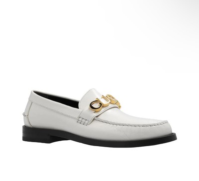 Gucci Logo Plague Leather Loafers Gucci Logo Applique Leather Loafer - Runway Catalog main image 2