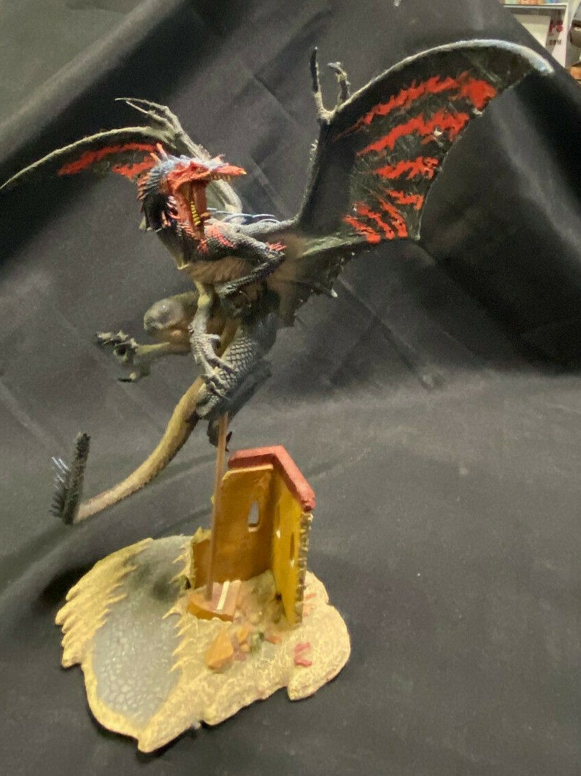 SCAVENGER DRAGON CLAN SERIES 6 2007 DESTROYED BUILDING STAND LOOSE