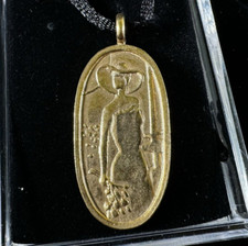 SEVENARTS Gold Vermeil Medallion Pendant Necklace EMILE BELLET Woman in Hat NOS