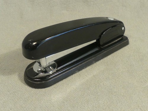 Novus B6 Tacker Hefter Heftgerät Schwarz 24/6 vintage Nr. 3