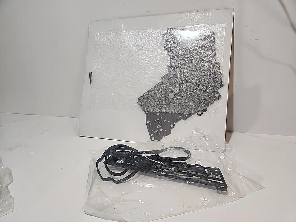 GM Transmission Control Valve Body Kit 24299032 - Image 2 of 2