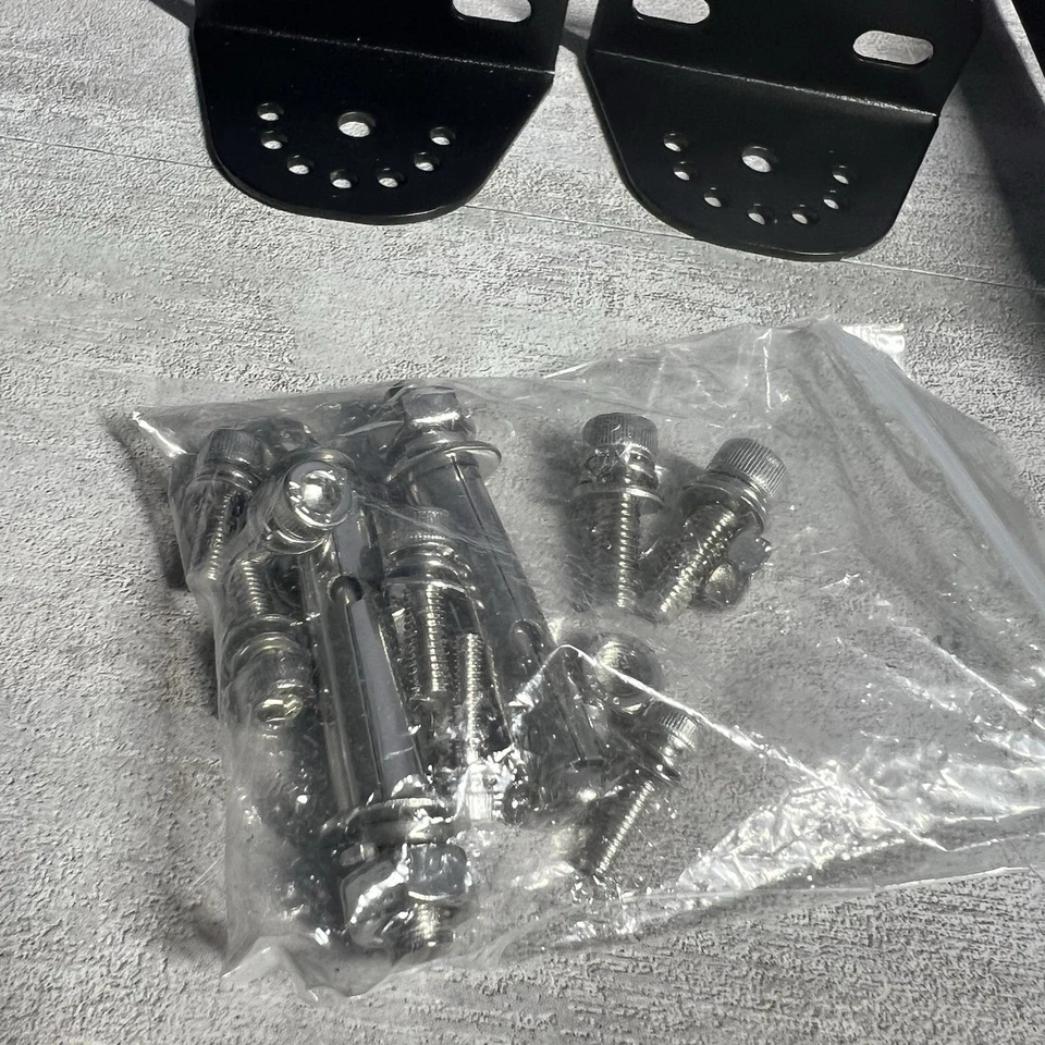 Suporte de montagem pingente de superfície Sylvania UFO High Bay 2A preto 100/150W. - Imagem 4 de 4