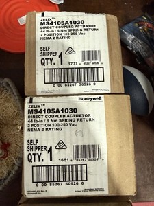 Two of Honeywell Zelix Direct Coupled Actuator MS4105A1030
