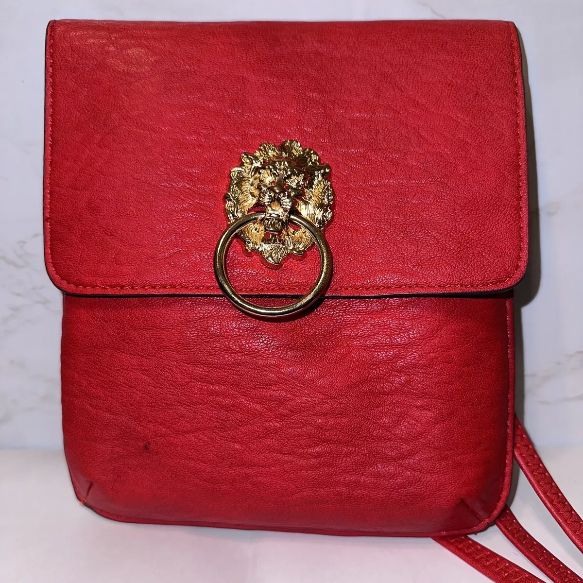 Gucci lion bag sale