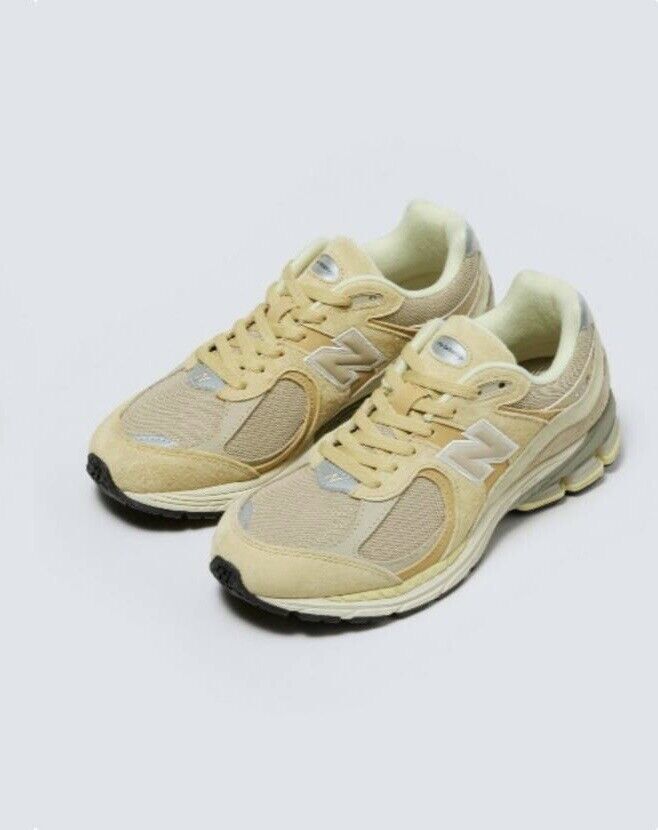 AURALEE × New Balance 2002R YELLOW