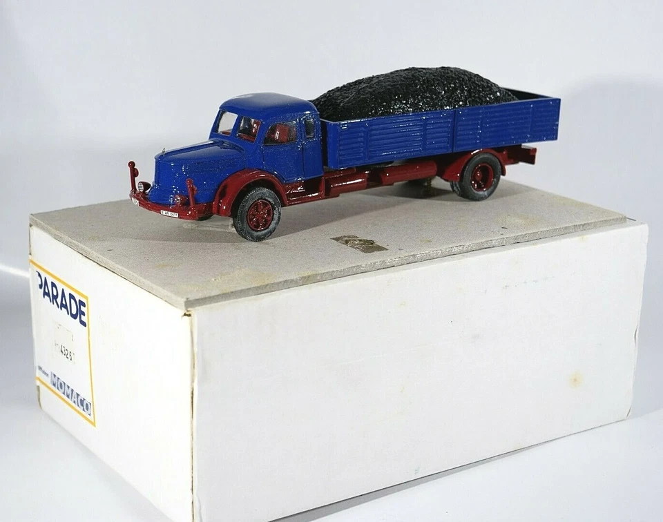 PARADE n° 4326 KRUPP TITAN Camion plateau charbon boite neuf 1/50 en 400 piéces - Photo 4/4