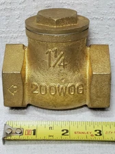 NEW MUELLER INDUSTRIES BRASS 1 1/4" SWING CHECK VALVE 200WOG