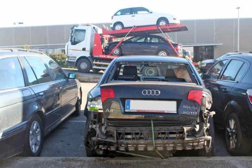 Piloto Trasero Derecho Interior para AUDI A4 BERLINA (8E) 2005 682165 - Foto 5 di 5