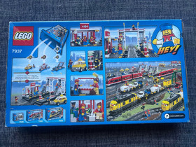 LEGO CITY: Train Station (7937) New in Sealed Box with Box Wear - see photos