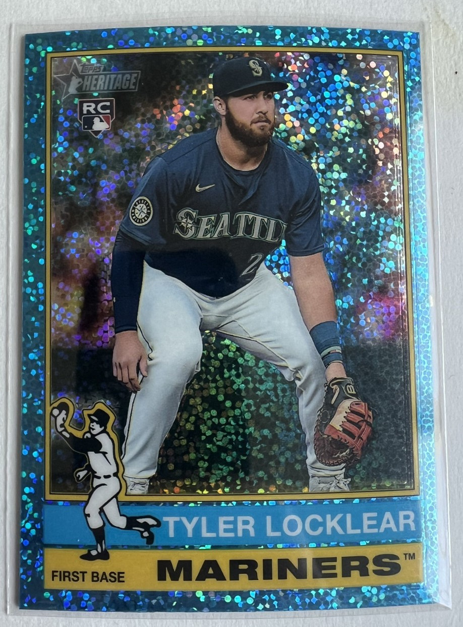 2025 Topps Heritage Tyler Locklear #447 Chrome Light Blue Sparkle Refractor (RC)