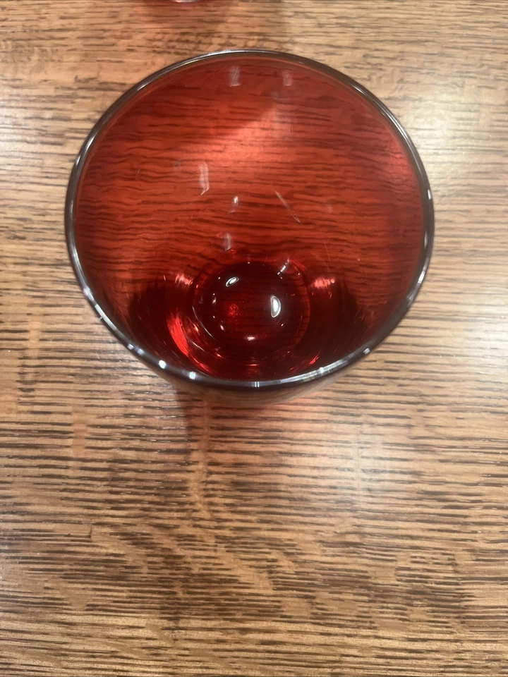 Комплект из двух обетов из красного рубинового стекла Crate & Barrel - Изображение 2 из 4