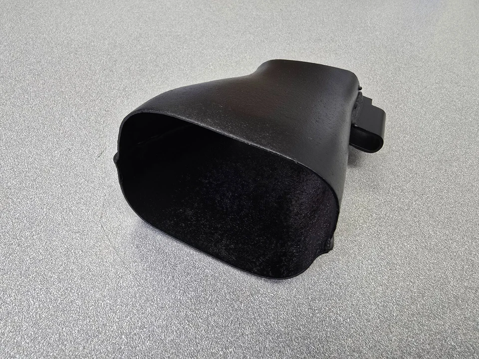 USED ORIGINAL GENUINE PORSCHE 356B 356C 356SC REAR BUMPER EXHAUST FUNNEL #5 - Image 4 of 4