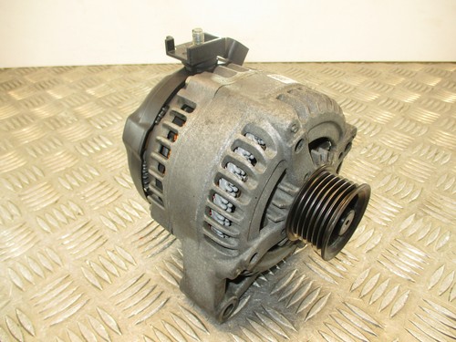 2016 BMW 320D 2.0 Diesel B47D20A. Alternator 7640131 42.5K - Picture 4 of 5