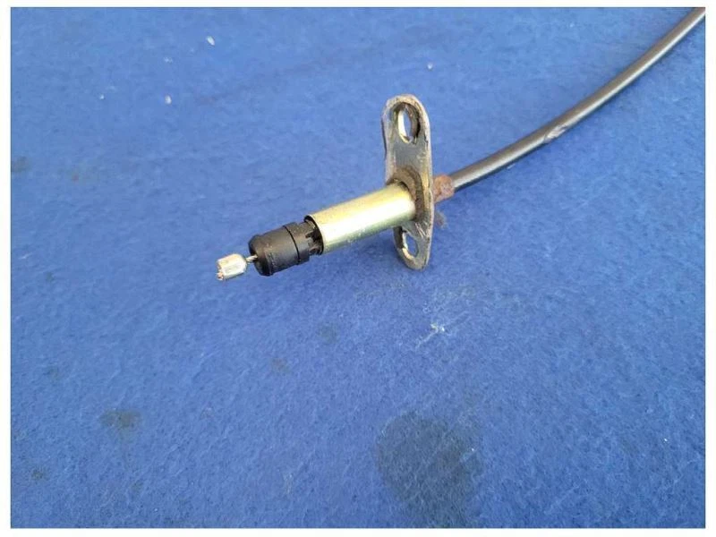 2003-2004 Mercury Marauder 4.6L 4v Throttle Cable Line Gas 2534 — 第 2/4 张图片