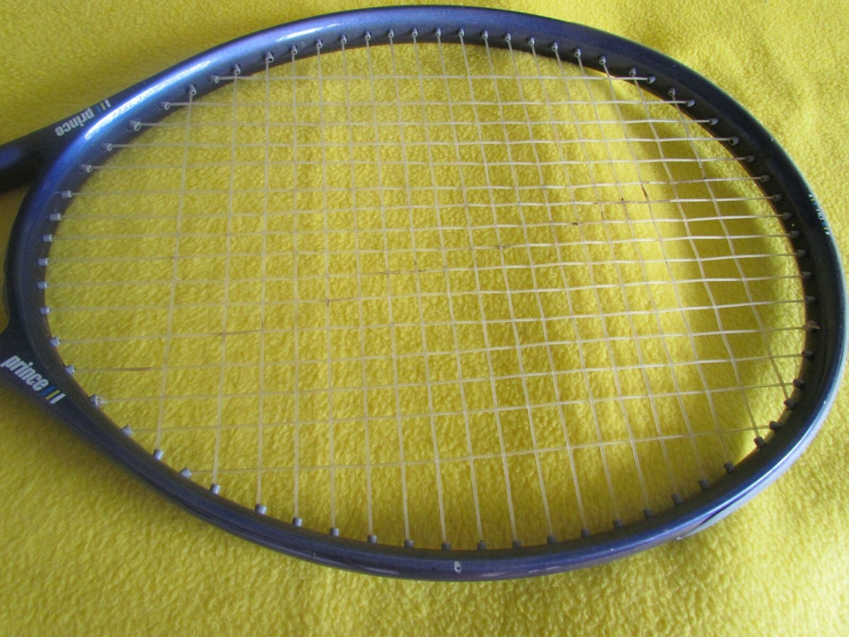 Prince Graphite OS 3本セット4本線　320-322g Prince Graphite Composite Finalist 110'' OS Tennis Racquet 4 3/8