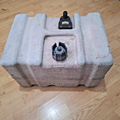 Tempo 10 Gallon Boat Gasoline Tank Marine Fuel