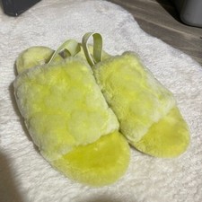 Ugg Women  s Lime Green Poppy Fluff Yeah Slippers/Sandals Size 10 Brand New