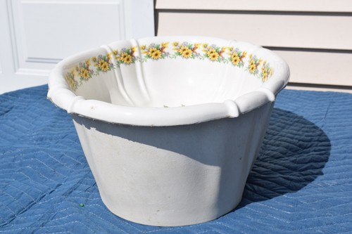 Vintage Painted Italian Porcelain Scalloped Drop In Sink Basin Garden Italy Hand - Picture 7 of 11