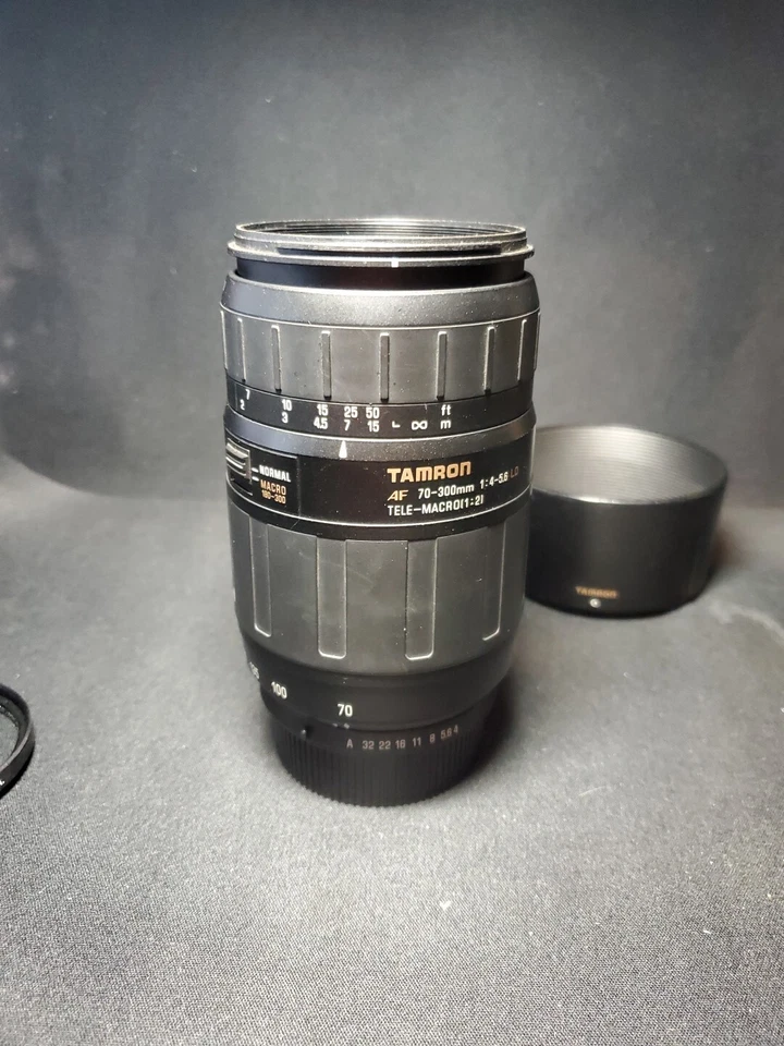 Tamron AF 70-300mm 1:4-5.6 LD Tele-Macro (1:2) For Minolta w/Extras - Image 4 of 4