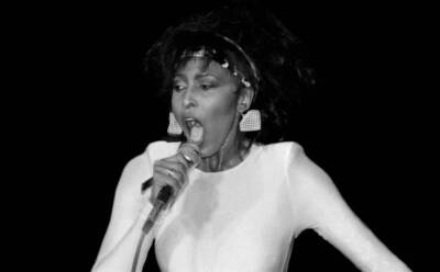 Singer and musician Nona Hendryx Chicago in 1984 OLD MUSIC PHOTO 12