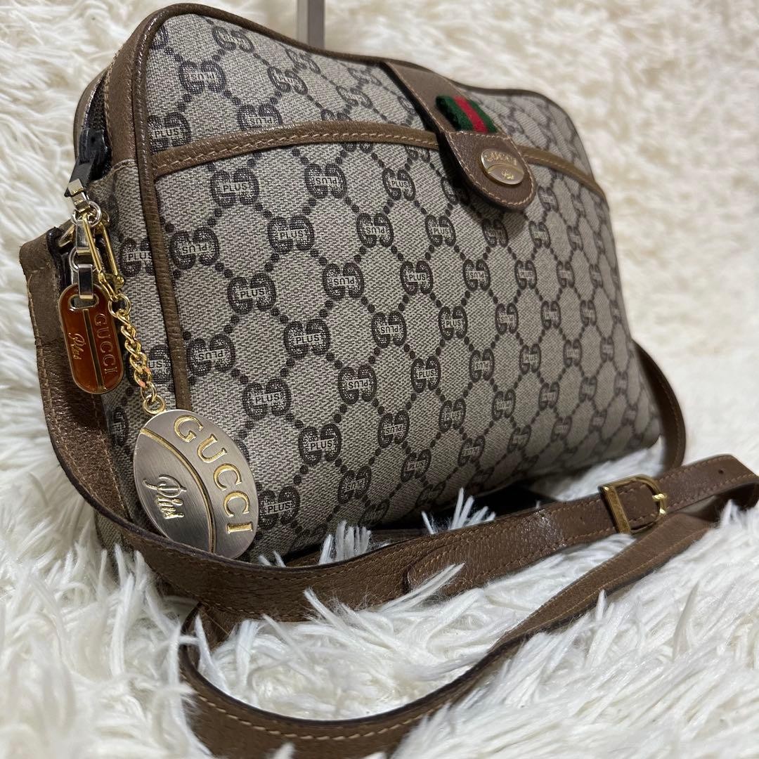 Gucci GG Canvas Leather Shoulder Bag Brown Vintage Authentic with Charm thumbnail 3