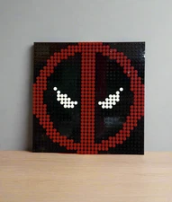 Deadpool Logo Pixel Art | 32x32 LEGO-Compatible Brick Mosaic | Marvel Antihero W