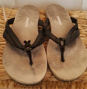 patagonia flip flops womens