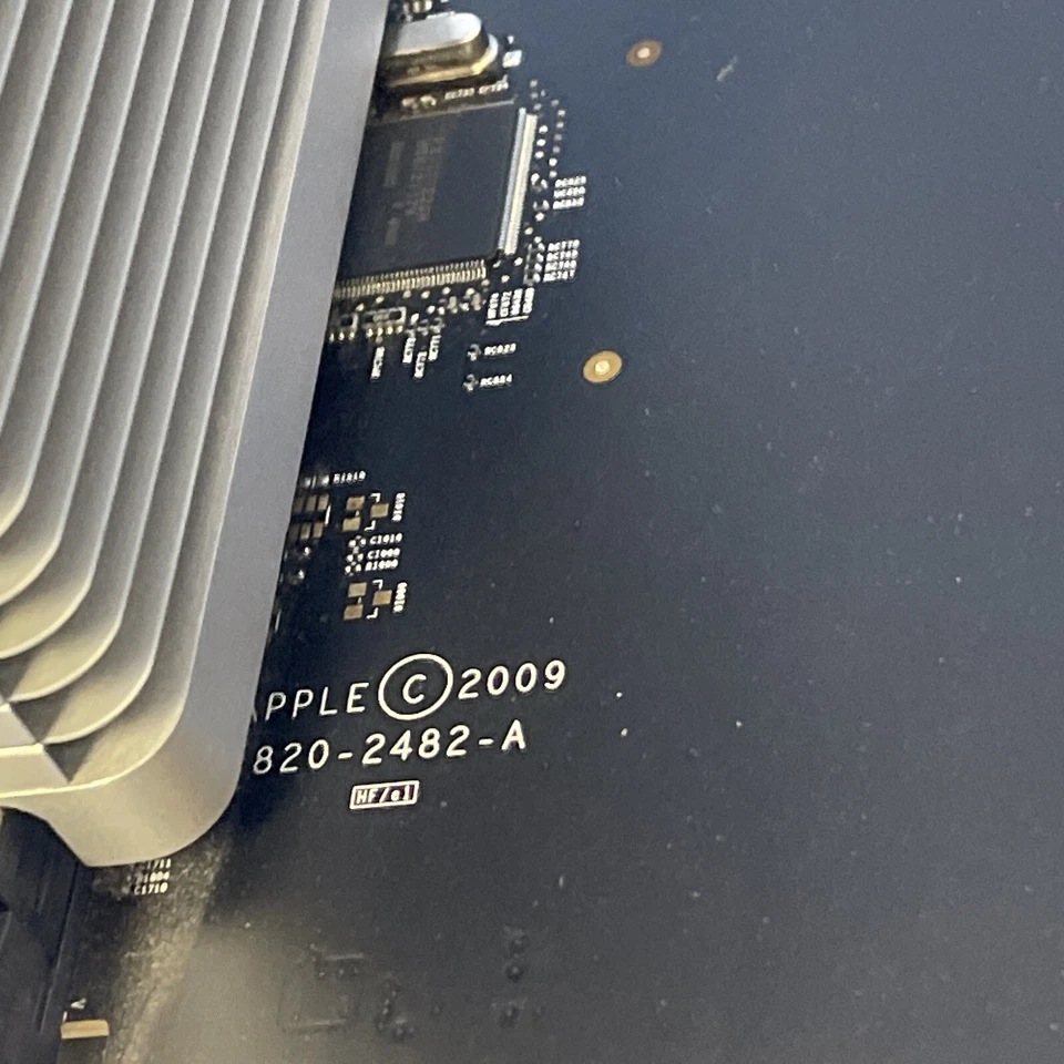 Apple 820-2482-A LGA 1366/Socket B, Intel Motherboard - Image 2 of 4