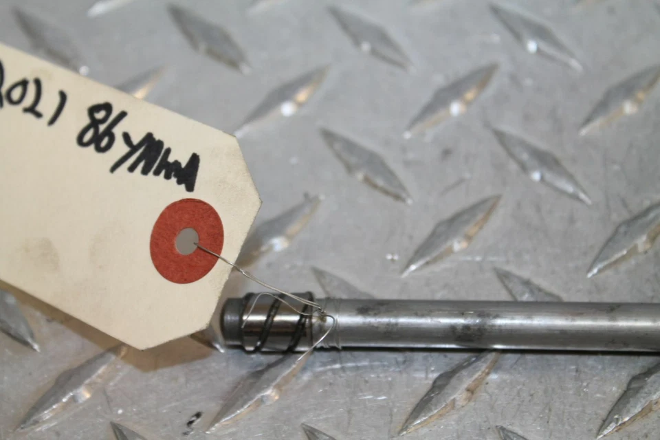 1986 YAMAHA VIRAGO XV 700 CLUTCH PUSH ROD 4X7-16357-00-00 Foto 2 de 3