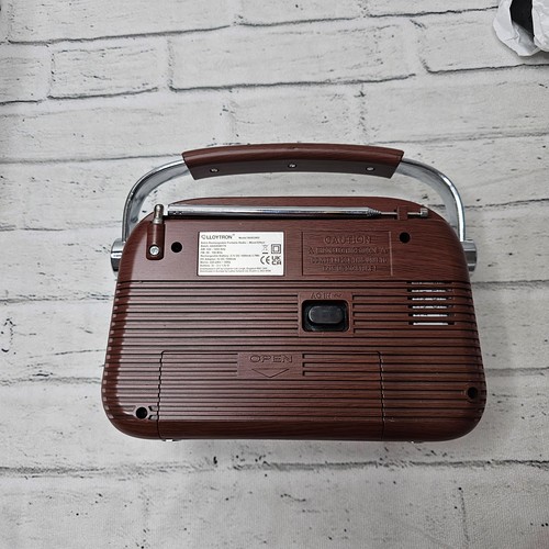 LLOYTRON Vintage Style Bluetooth AM/FM Radio-Portable MP3 Playback | Wood Effect - Picture 8 of 10