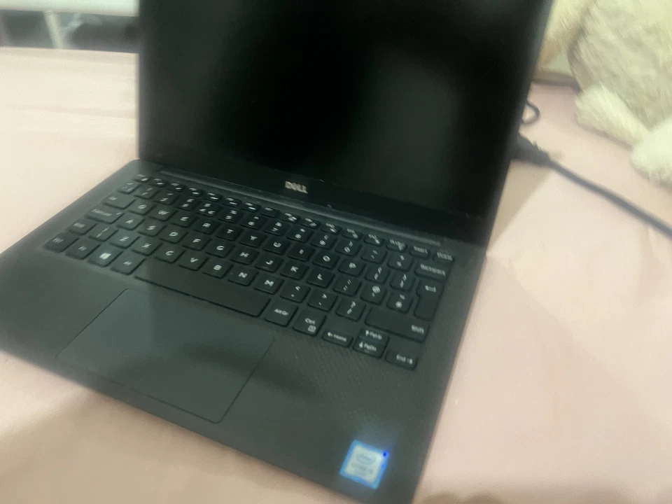 Dell XPS 13 9350 13.3in i5-6200U 8GB 256GB SSD Win 10 FHD Webcam, photo 4 of 5