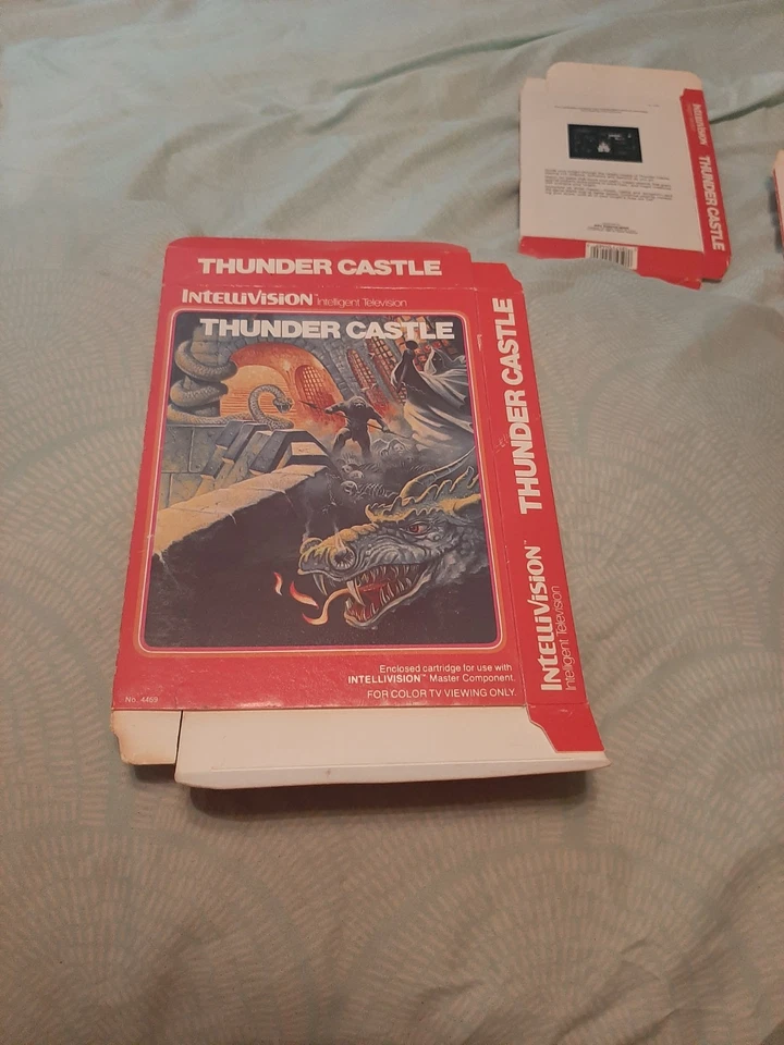 NEW ORIGINAL THUNDER CASTLE BOX for Intellivision - NEVER UNFLATTENED! - Image 4 of 4