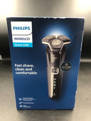 Philips Norelco Series 5200 Dry Electric Shaver  New In Box