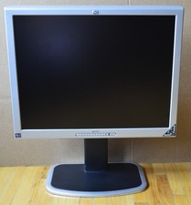 HP MONITOR MODEL 2035 20" LCD MONITOR WITH STAND USED WORKS GREAT