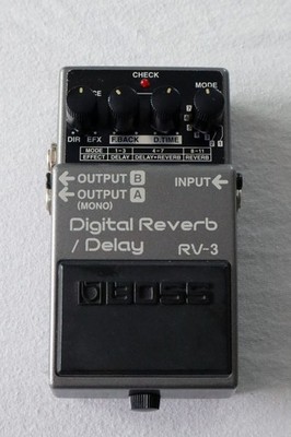 Boss Digital Reverb / Delay RV-3   Klassiker in gutem Zustand