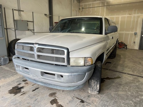 1994 - 1999 Ram 1500 3.55 Rear Axle Assembly 4x4 223K - Picture 3 of 12
