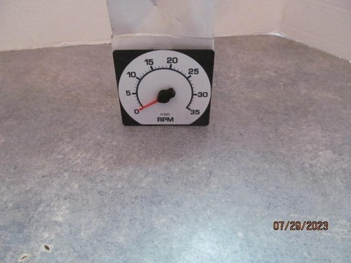 International 942215  RESB Tachometer made in USA  free shipping