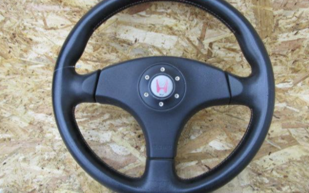 ホンダ DB8 インテグラ タイプR 純正momo ハンドル JDM Honda Integra ITR Type-R genuine MOMO Steering Wheel DC2 DB8