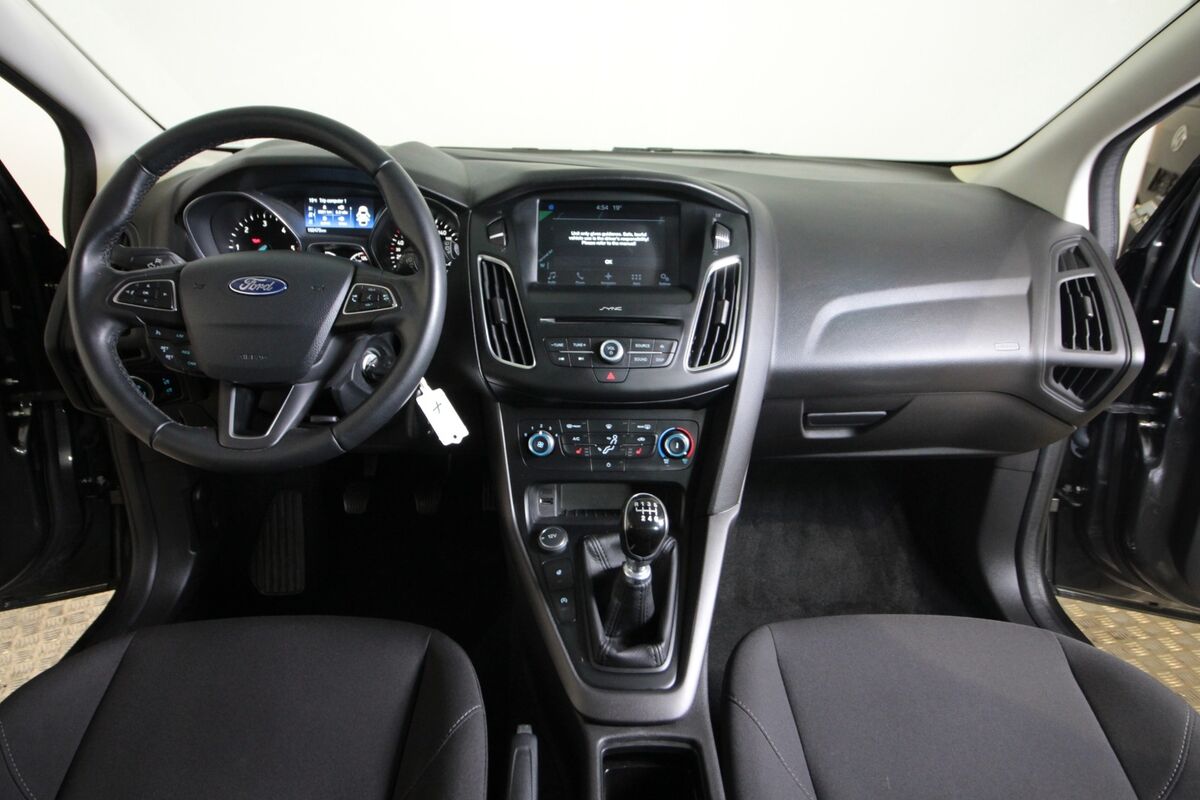Ford Focus 2,0 TDCi 150 Business stc.