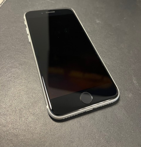 iphone se 2020 128gb cena