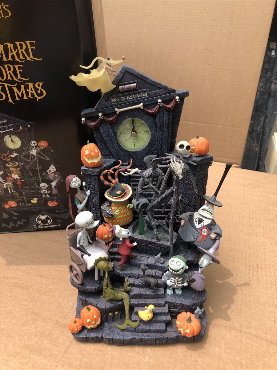 Rare Disney Tim Burton The Nightmare Before Christmas Mantle Clock