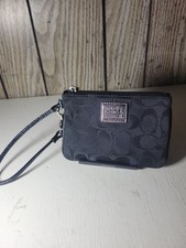 Coach Poppy Wristlet Signature Black Art Wallet.