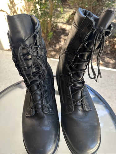 Stivali da combattimento US Military da uomo punta in acciaio 9W 490ST isolati in pelle nera Vibram - Foto 5 di 9